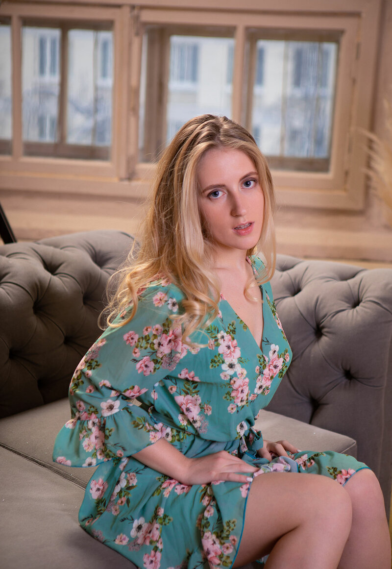 Альбина, 21 год, 2 размер груди