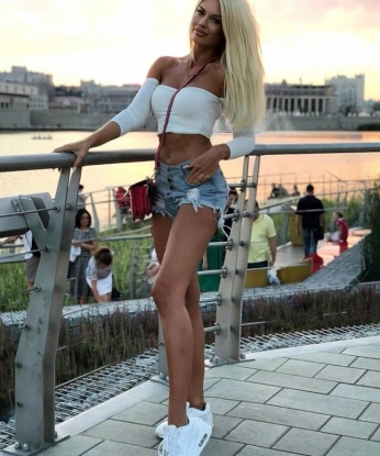 Оксанушка, 23 года, 2 размер груди